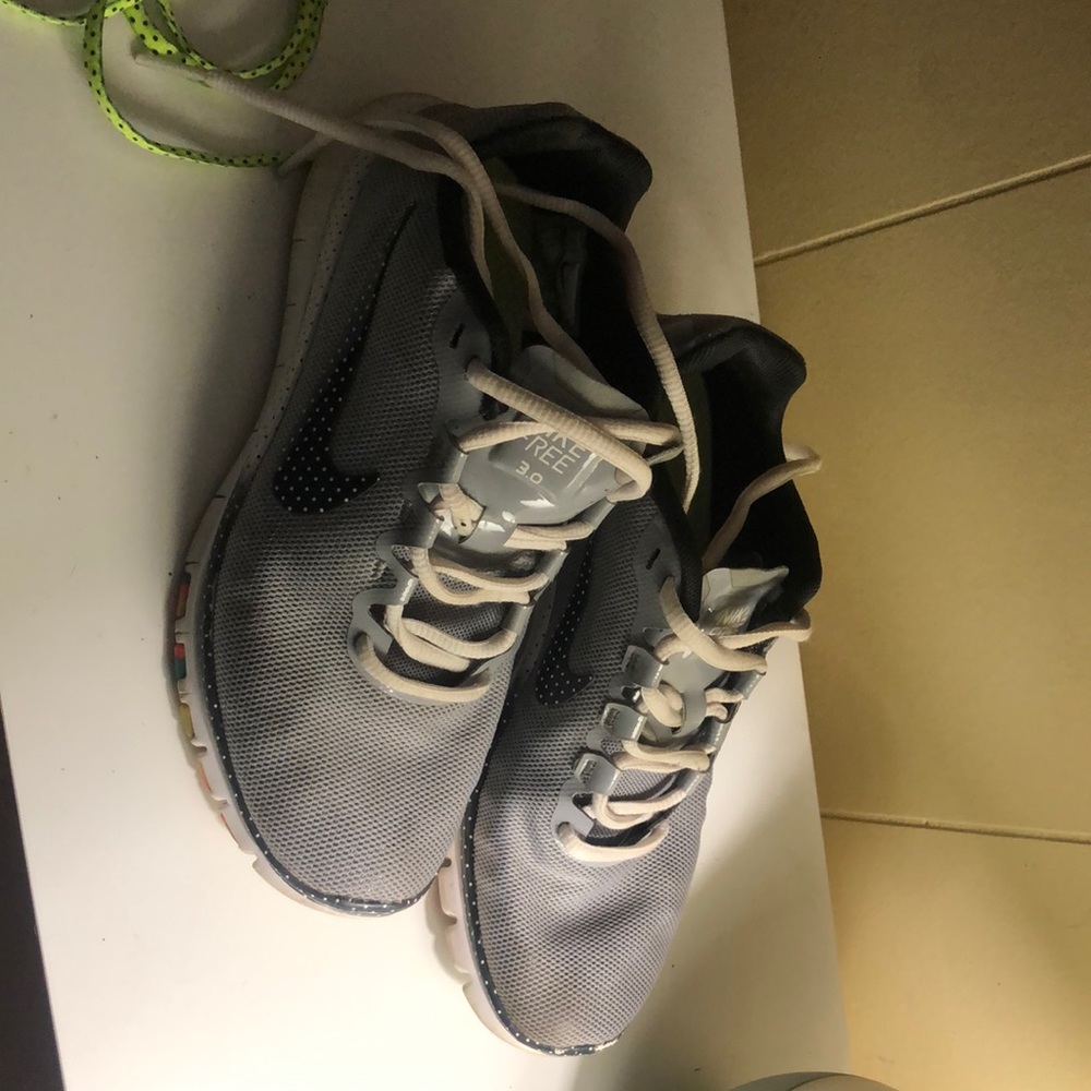 Nike Free 3.0 grey/blk with extra shoe laces worn but lots of life left